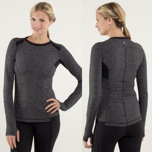 Lululemon Base Runner Long Sleeve Mini Check size 8